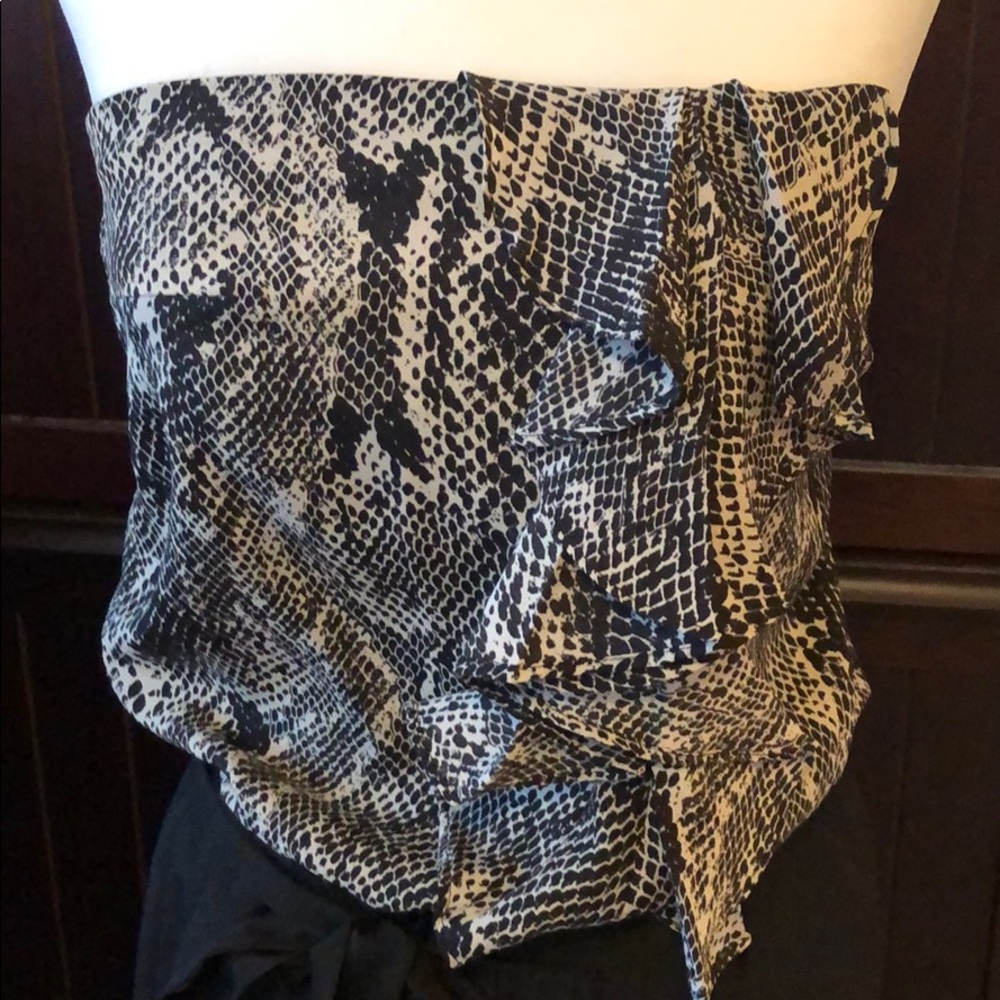 Express Strapless Romper - Picture 4 of 7